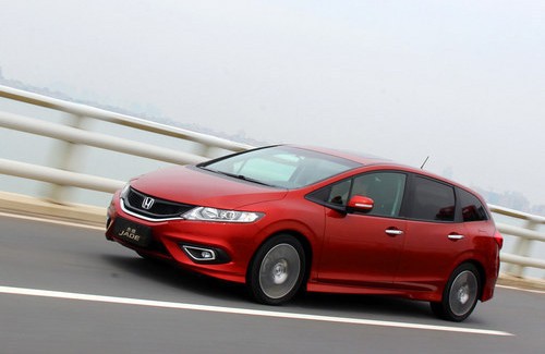 一部好車(chē)，一段精彩人生！