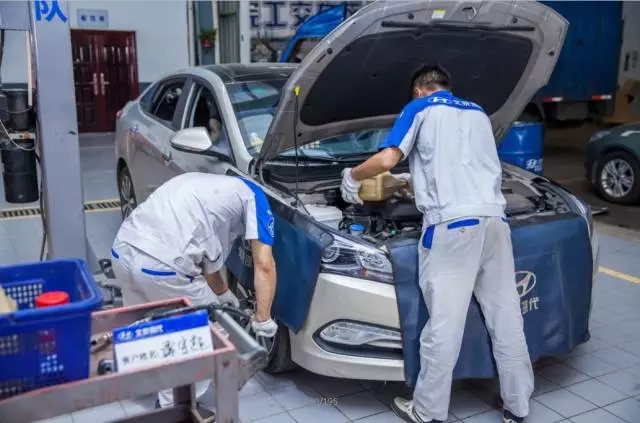 驚天秘聞: 開車去4S店做保養(yǎng)要花多少錢？