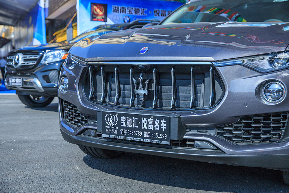 【車展第一天】遇到那個TA，放棄蘋果8......