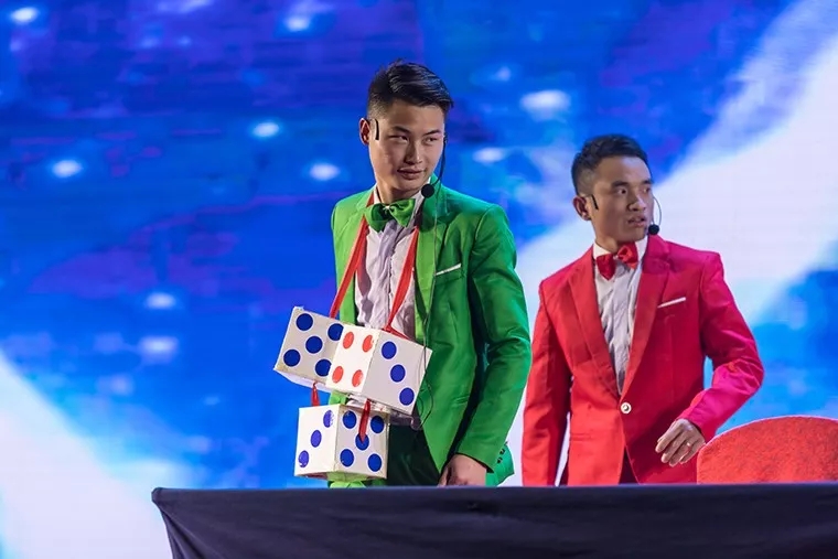 《賭王爭(zhēng)霸賽》 寶勝店 《賭王爭(zhēng)霸賽》 寶勝店