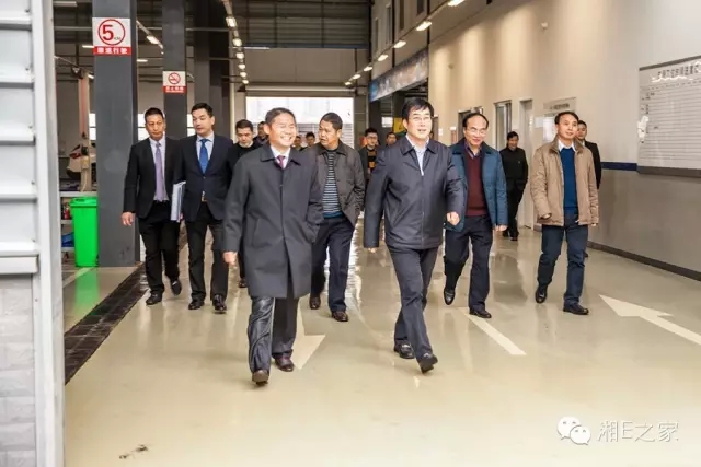 邵陽副市長周國利現(xiàn)場調(diào)度天嬌國際汽車城項(xiàng)目建設(shè) 邵陽副市長周國利現(xiàn)場調(diào)度天嬌國際汽車城項(xiàng)目建設(shè)